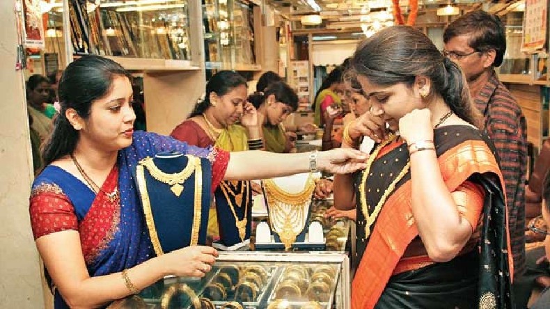 Gold Purchase KYC : सोने चांदी की खरीद पर नए नियम लागू, KYC करानी होगी जरूरी