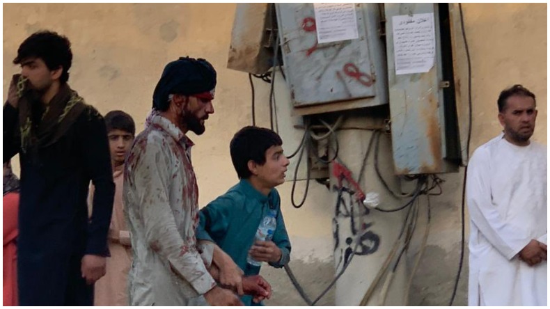 Kabul Airport Blast : काबुल एयरपोर्ट पर बड़ा धमाका, कई लोगों की गई जान