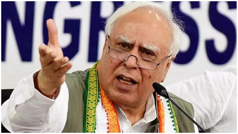जगदीप धनखड़ के बयान पर भड़के कपिल सिब्बल, कहा- किसी उपराष्ट्रपति को राजनीतिक टिप्पणी करते नहीं देखा.. ‘1975 वाला फैसला मंजूर था’