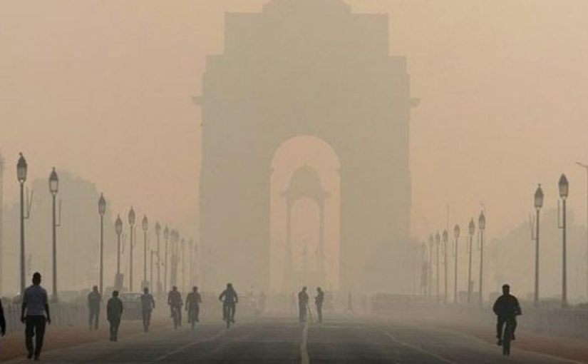 Delhi Air Pollution: दिल्ली में प्रदूषण का कहर, बवाना में AQI पहुंचा 462; जानें कब मिलेगी राहत
