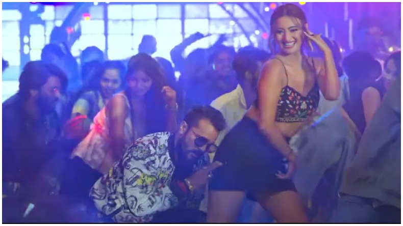 Khesari laal yadav new song: अमिताभ बच्चन के सुपरहिट गाने का भोजपुरी वर्ज़न सोशल मीडिया पर वायरल