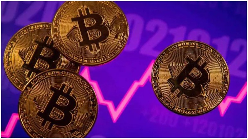 Cryptocurrency: शीतकालीन सत्र में क्रिप्टो बिल ला सकती है सरकार, बिटकॉइन 15% से ज्यादा लुढ़का