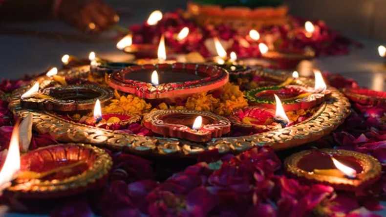 Diwali 2024: दिवाली पर जगमग हुआ खुशियों का दीप, कई देशों से खास संदेश