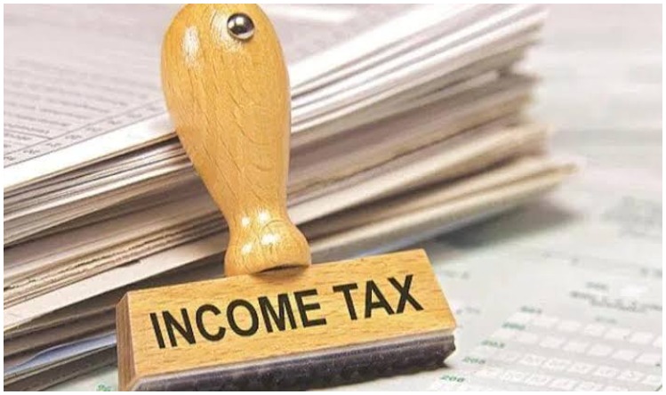 Income Tax Raid: यूपी के सपा नेता और उनके सहयोगियों पर 800 करोड़ का आयकर घोटाला
