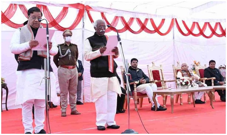 Haryana: हरियाणा में मंत्रिमंडल का विस्तार, बीजेपी के विधायक कमला गुप्ता ने ली संस्कृत में शपथ