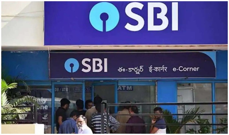 SBI Alert: स्टेट बैंक की सेवाओं पर 300 मिनट तक ब्रेक, बैंक बंद, नेट बैंकिंग भी ठप