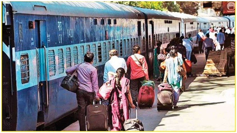 Indian Railways New Rule: रेल के सफर के दौरान चोरी हुआ आपका सामान तो मिलेगा मुआवजा, जानिए क्या है इनका नियम