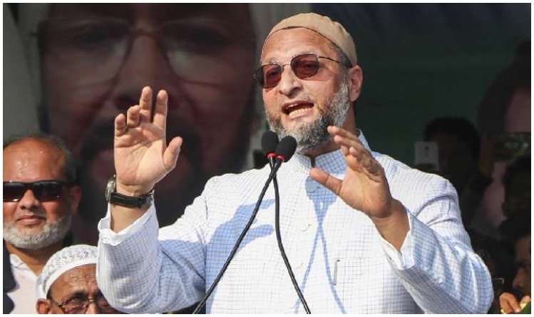 Uttar Pradesh: असदुद्दीन ओवैसी का अखिलेश पर तीखा हमला, कहा- मुसलमानों के खैराती वोटों से बने थे मुख्यमंत्री