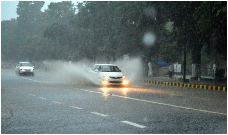 Weather Update: दिल्ली में फिर बदलने वाला है मौसम का मिजाज, IMD ने जारी किया अलर्ट