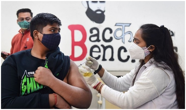 Child Vaccination: बच्चो के वैक्सीनेशन ने पकड़ी रफ़्तार, पहले ही दिन रिकॉर्ड 37 लाख से ज़्यादा बच्चो का वैक्सीनेशन