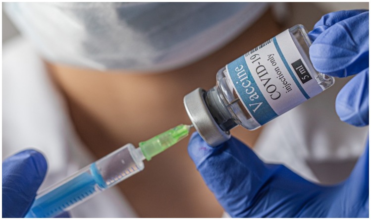 Precaution dose: देश में आज से लगेगी कोरोना की तीसरी डोज, जानें बूस्टर और प्रीकॉशन डोज में अंतर