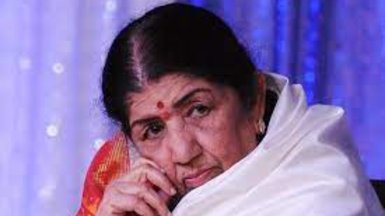 Health Update Lata Mangeshkar : स्वर कोकिला लता मंगेशकर की हालत नाज़ुक, डॉक्टर ने वेंटिलेटर पर रखा