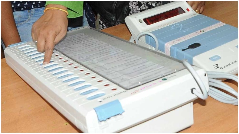 UP elections 2022: अखिलेश को चुनौती दे रहे एसपी बघेल पर हमले के बाद मिली Z श्रेणी की सुरक्षा
