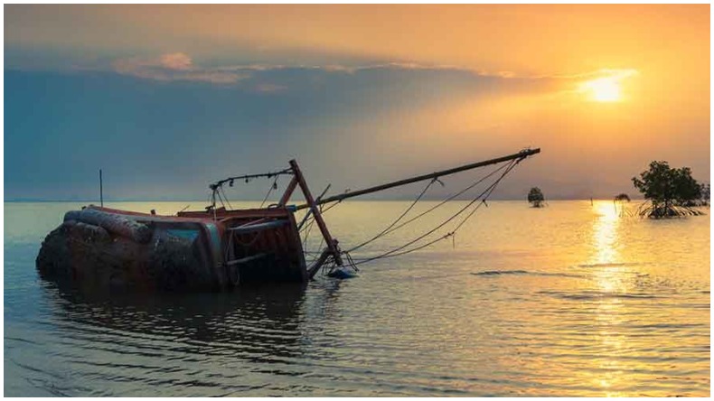Jharkhand Boat Capsizes: झारखंड में नाव पलटने से 16 लोग लापता, 2 शव बरामद