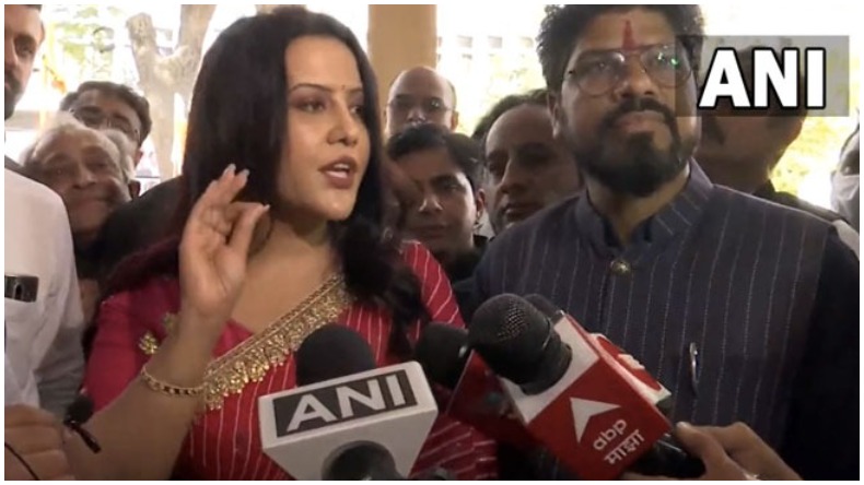 बॉम्बे हाईकोर्ट का फैसला: किसी को चूमना और प्यार करना अप्राकृतिक यौन अपराध नहीं