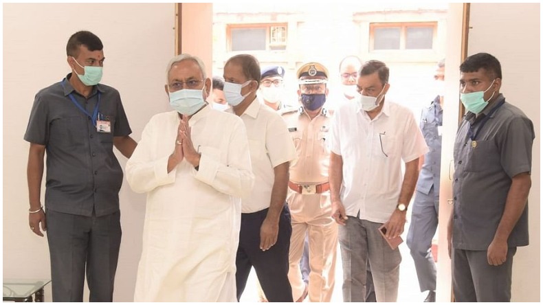 Fodder Scam: लालू प्रसाद यादव को सजा मिलने पर गुस्साई रोहिणी, बोली- तुम्हारा जुल्म लालू का इंकलाब रहेगा