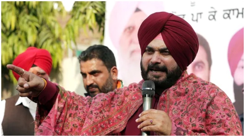 G-23 meeting: चुनाव में मिली करारी शिकस्त पर कांग्रेस में मंथन जारी, G-23 की हुई बैठक