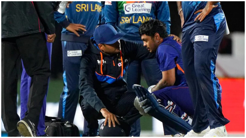 IND vs AUS: दोहरा शतक जड़ने के बावजूद रोहित ने इस खिलाड़ी टीम में नहीं किया शामिल, फैंस नाराज