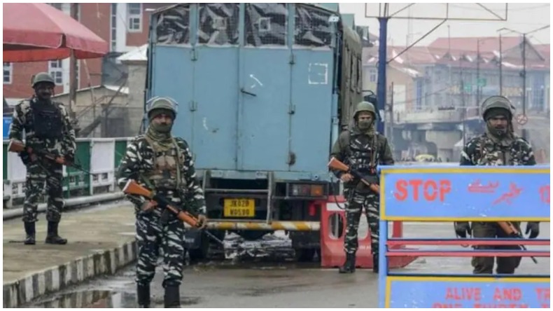 कठुआ के बाद डोडा में सुरक्षा बलों की आंतकियों से मुठभेड़