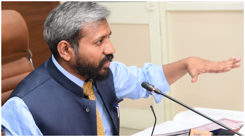 Punjab Elections 2022 :पंजाब की पटिआला विधानसभा से कैप्टन हुए पीछे
