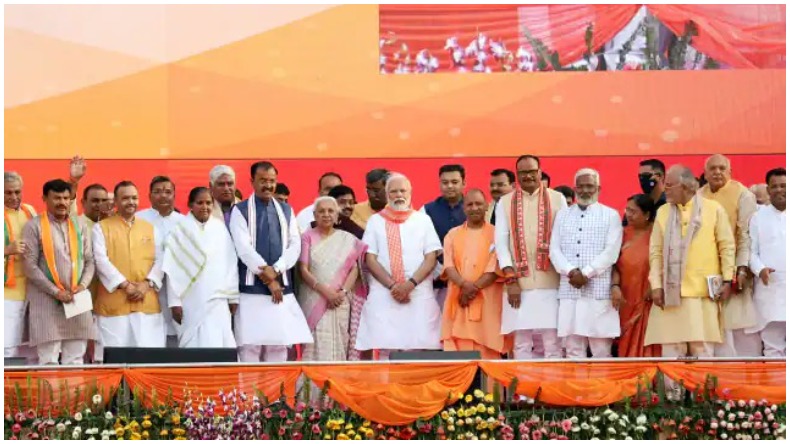 घूम-घूम कर महाकुंभ का निमंत्रण बाटेंगे योगी के मंत्री, कार्यक्रम में ये स्टार बिखेरेंगे जलवा