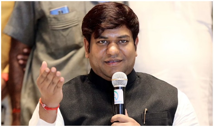राष्ट्रपति चुनाव : कौन हैं NDA प्रत्याशी द्रौपदी मुर्मू?