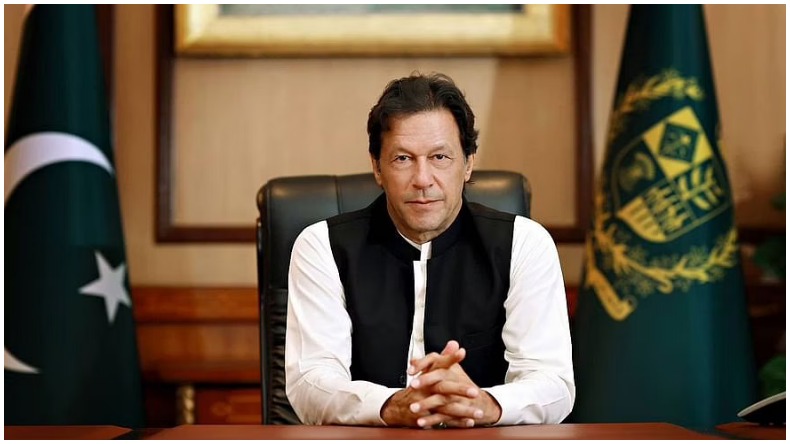 Pakistan: कोर्ट में पेश हुए इमरान खान, गिरफ्तारी से पहले जमानत की मांग