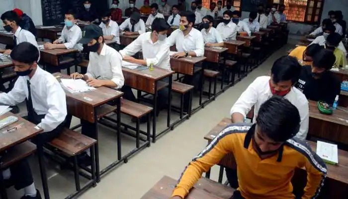 UP: एक साल बढ़ा CM योगी के सलाहकार अवनीश अवस्थी का कार्यकाल