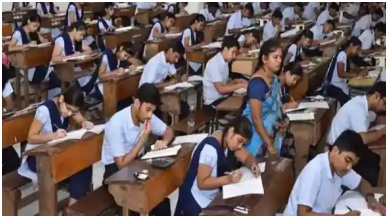 UP Board Exam 2023 : परीक्षा में सख्ती की वजह से 4 लाख से अधिक छात्रों ने छोड़ी परीक्षा