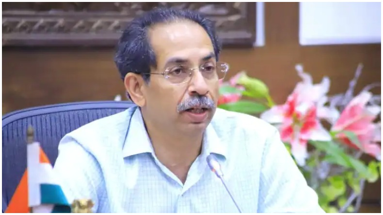महाराष्ट्र : फडणवीस का उद्धव ठाकरे पर वार, बोले- ‘बाबरी ढांचा गिराने शिवसेना का कौन नेता गया था?’
