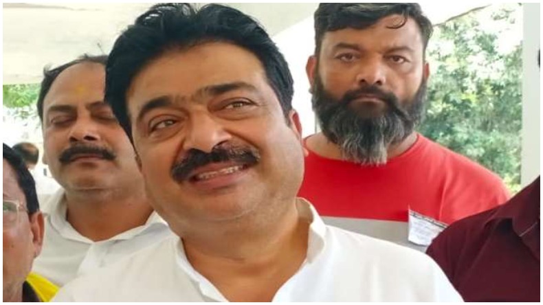 आजम खान बने सियासत की धुरी,जेल में मिलने पहुंच रहे है तमाम राजनीतिक दलों के नेता