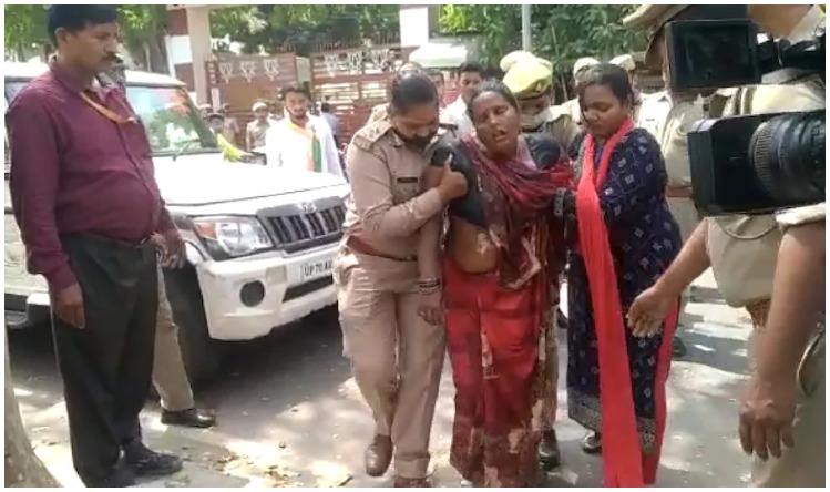 सीएम योगी का मंत्रियों और अफसरों को निर्देश, अपनी और परिवार की संपत्ति को 3 महीने में करे सार्वजनिक