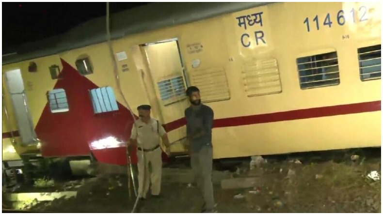 मणिपुर लैंडस्लाइड: रेस्क्यू ऑपरेशन जारी, 14 की मौत, 25 जवान अभी भी लापता