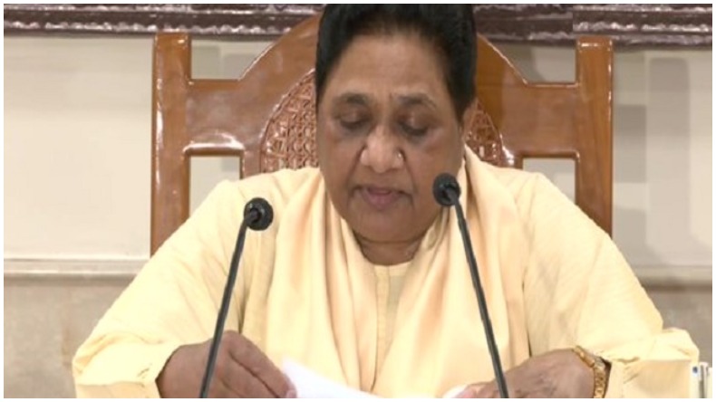 आजम खान बने सियासत की धुरी,जेल में मिलने पहुंच रहे है तमाम राजनीतिक दलों के नेता