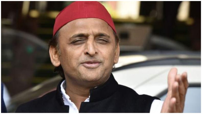 अखिलेश यादव ने लालू यादव से की मुलाकात, पैर छूकर लिया आशीर्वाद, तेज हुई ये चर्चा