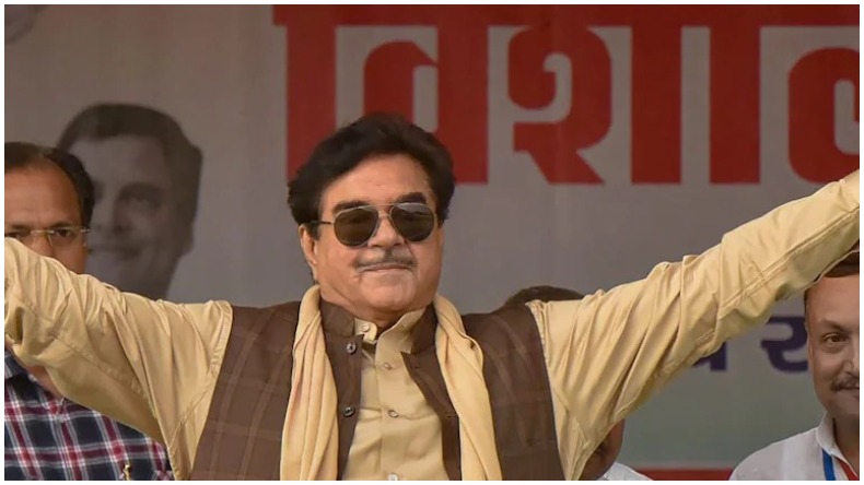 कोर्ट में बिलख-बिलख कर रोये पार्थ चटर्जी, कहा- मुझे बस जीने दो.. !