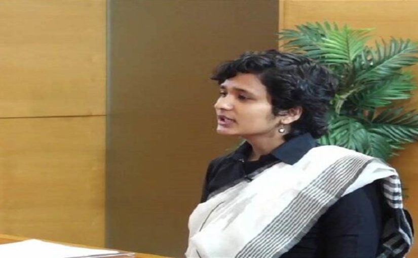 यूपीएससी 2021 की दोनों टॉपरों ने दिल्ली विश्वविद्यालय से की है पढ़ाई