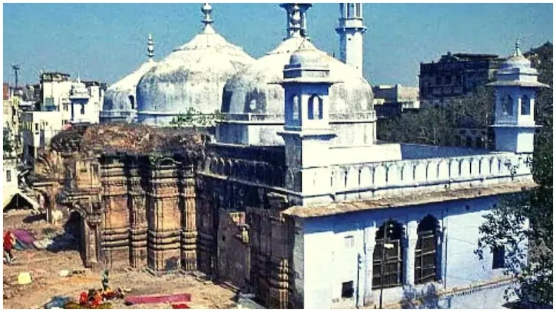 ज्ञानवापी मस्जिद मामला: नई याचिका पर कोर्ट में आज सुनवाई, परिसर को हिंदुओं को सौपने की मांग