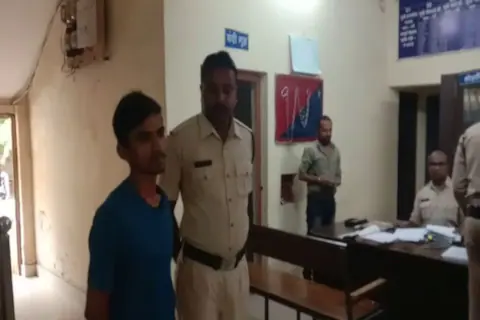 क्राइम: शादी के बहाने नाबालिग लड़की को भगा ले गया, मांग में सिंदूर भर करता रहा रेप