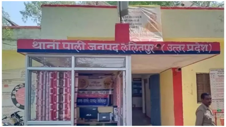 एक बार फिर सामने आई ट्रेन को पलटने की साज़िश, बीच पटरी पर रखा सरिया