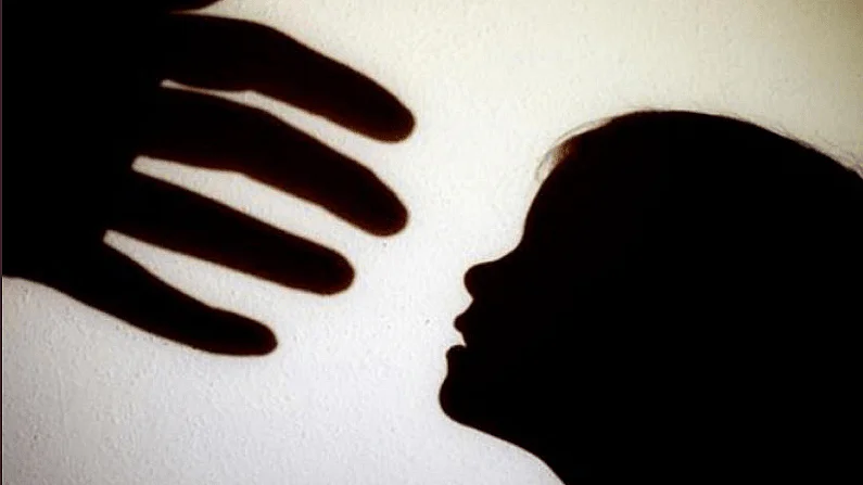क्राइम न्यूज़: 60 साल के दादा ने की अपनी 4 साल की पोती के साथ छेड़छाड़, गिरफ्तार