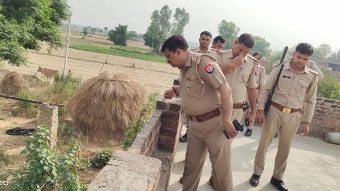 क्राइम न्यूज़: देवर ने छत पर सो रही भाभी की कर दी हत्या, वारदात के बाद फरार