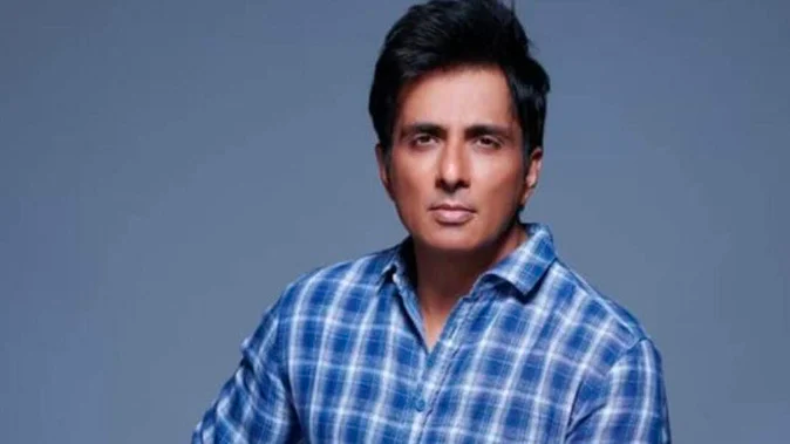 सोनू सूद ने थूक लगी रोटी को बताया शबरी के बेर, कंगना रनौत भड़की