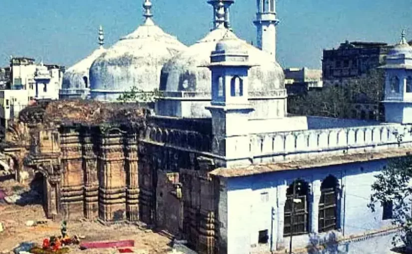 वाराणसी: ज्ञानवापी मस्जिद परिसर का सर्वे शुरू, भारी संख्या में पुलिस बल तैनात