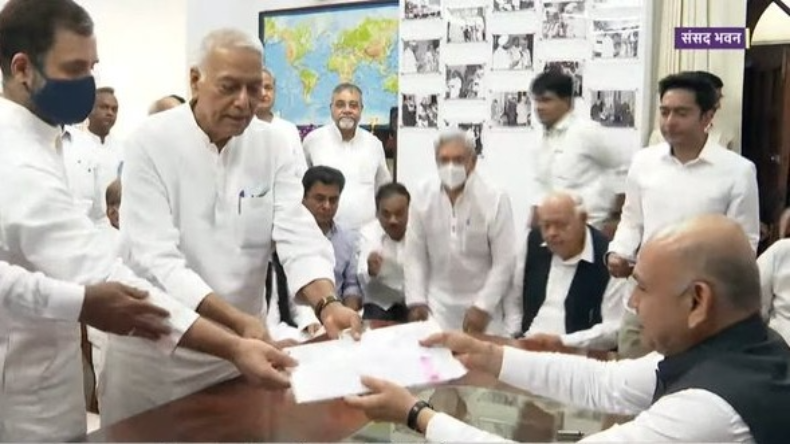 Presidential Election 2022: शिवपाल यादव बोले- जिसने नेताजी को बताया था ISI एजेंट, अब सपा कर रही है उसका समर्थन