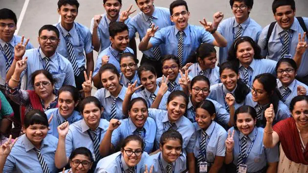 दिल्ली: बीजेपी बोली- AAP के डीएनए में है भ्रष्टाचार, टॉयलेट को दिल्ली सरकार ने बताया स्कूल का क्लासरूम