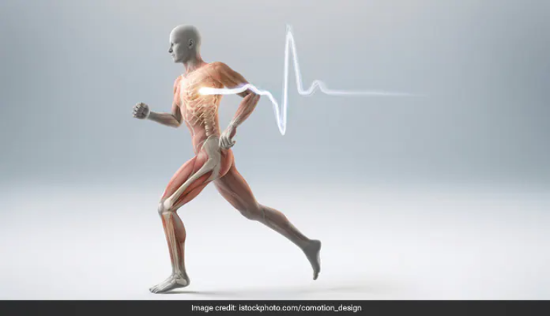 Health Tips: आपका वजन दूध पीकर भी हो जाएगा कम, जानिए कैसे पीना चाहिए दूध