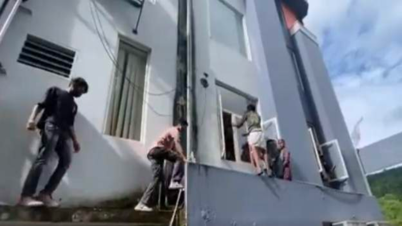 वायनाड हादसे के पीड़ितों से मिलकर भावुक हुए राहुल गांधी, कहा- पिता को खोने जितना दुख…