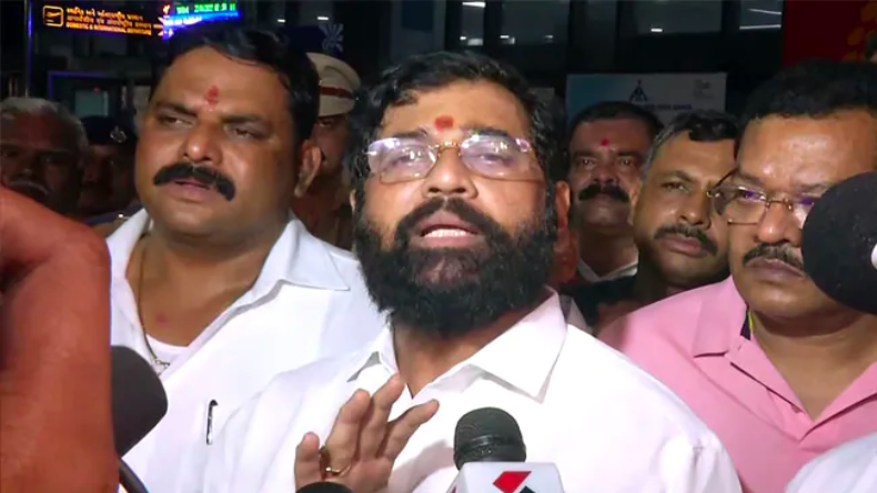 महाराष्ट्र संकट : मुंबई पुलिस का भाजपा को नोटिस, कहा – भड़काऊ बयान ना दें
