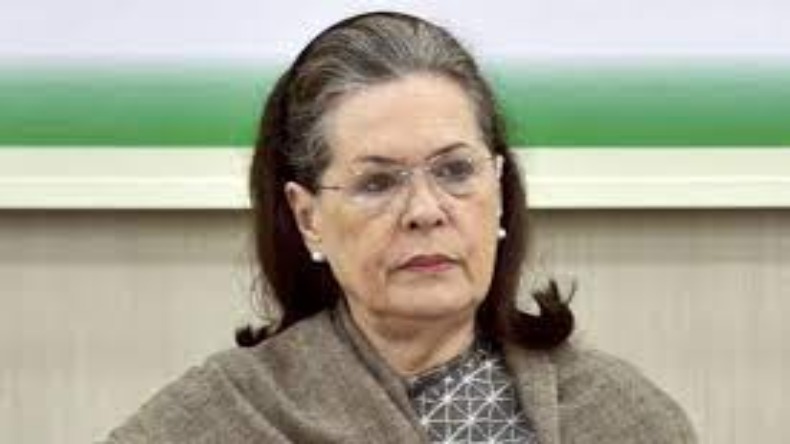 झारखंड: कांग्रेस ने अपने तीन विधायकों को किया सस्पेंड, गाड़ी से मिला था पैसो का अंबार